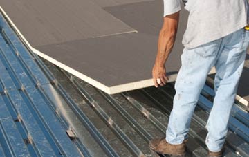 benefits of insulating Stanford In The Vale flat roofing